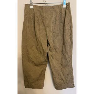 Women's brown jacquard print capris - size 12
